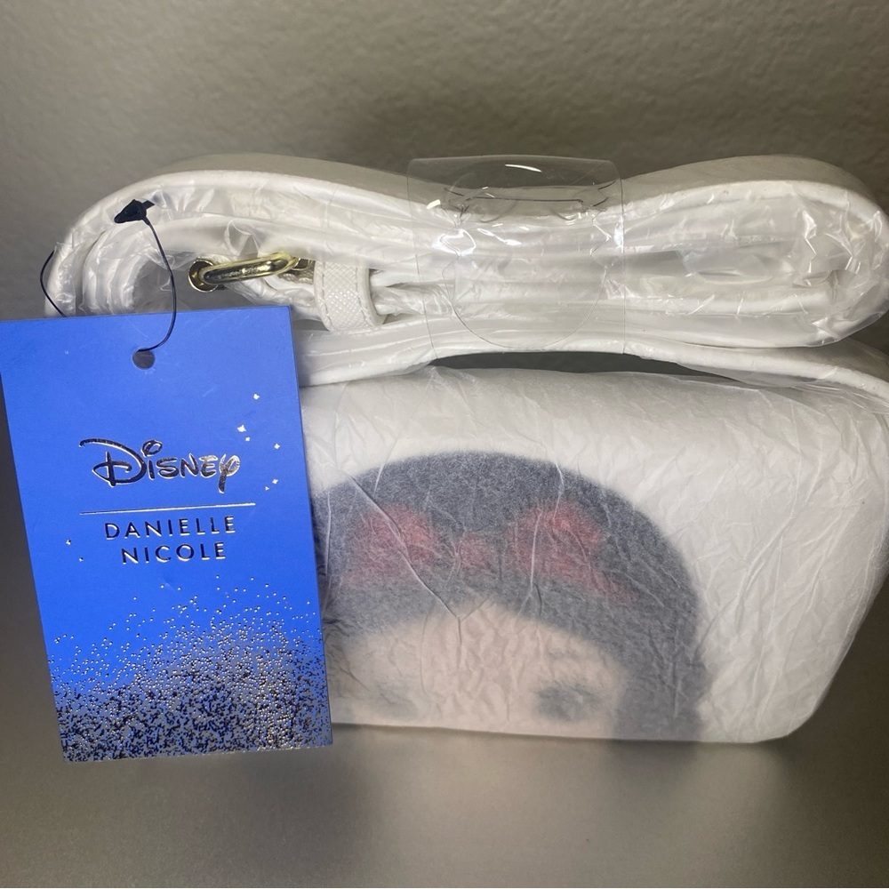 NWT DISNEY X DANIELLE NICOLE SNOW WHITE PHONE CROSSBODY WALLET - Picture 4 of 9